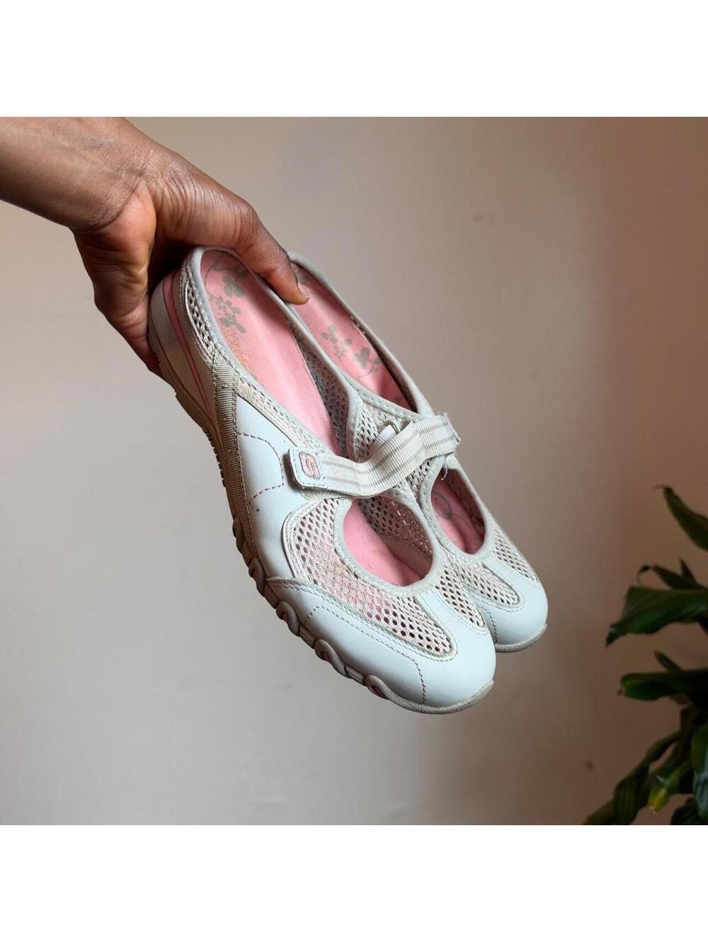 Skechers Mesh Mules gorpcore sneakers Off White Pink Floral top strap Fits US 9